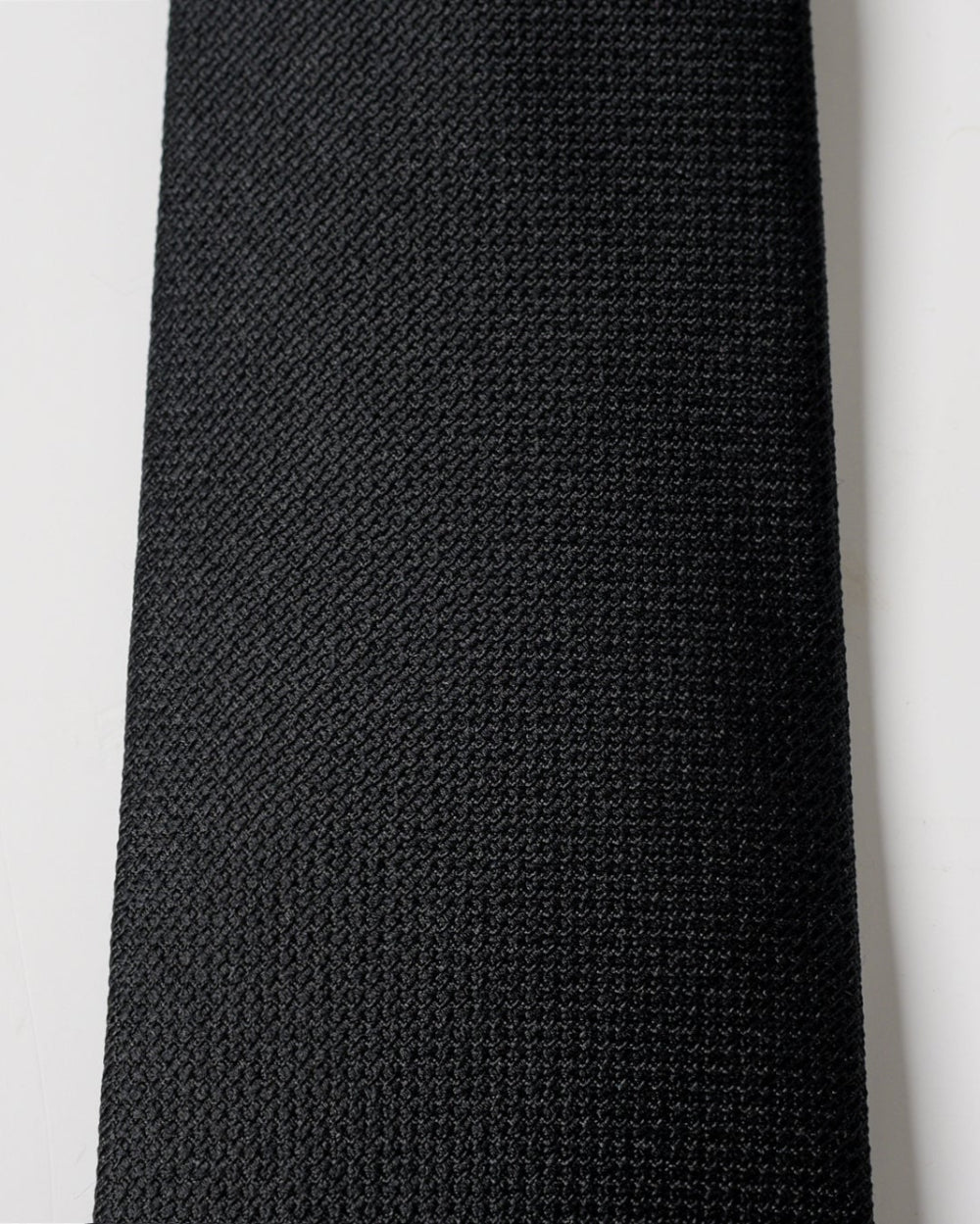 Elite Silk Tie Geometric Pattern Black